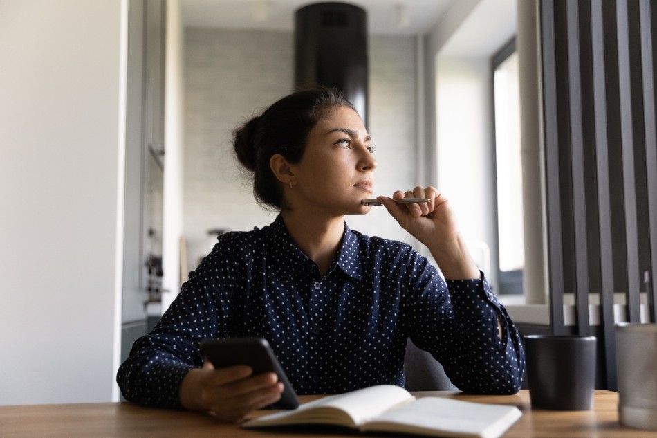 Woman thinking of which niche to choose. 